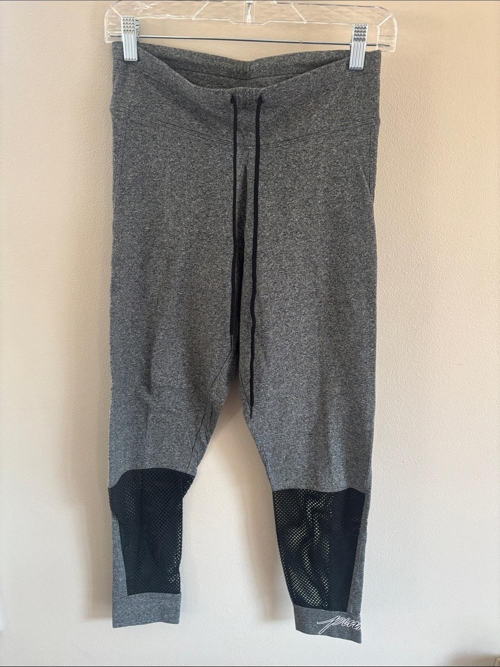 L Victoria’s Secret PINK gray mesh drawstring leggings